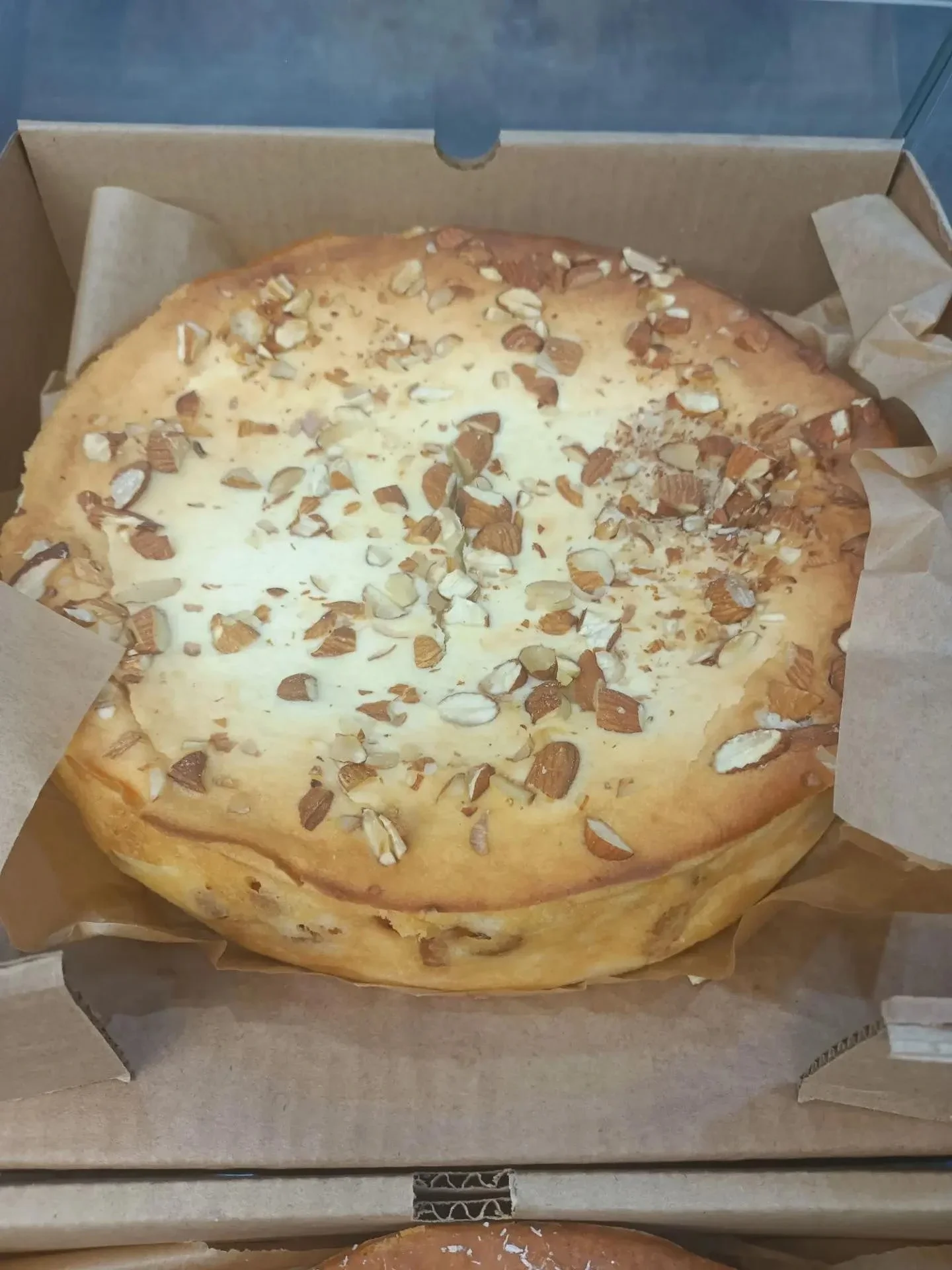 Запеканка с курагой и миндалём